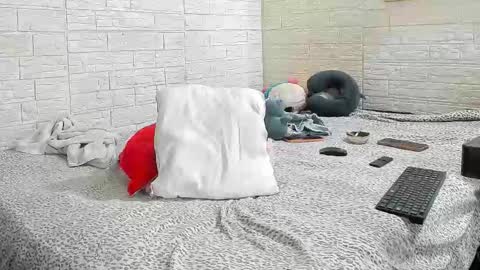 Thalia   online show from November 22, 9:50 pm