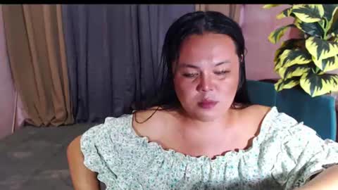 the_ladyboy_nextdoor69 online show from June 21, 8:23 pm