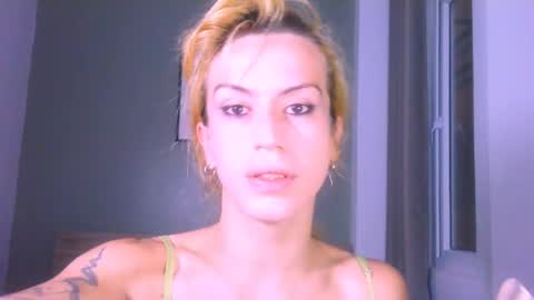 Yolanda online show from April 27, 11:14 pm