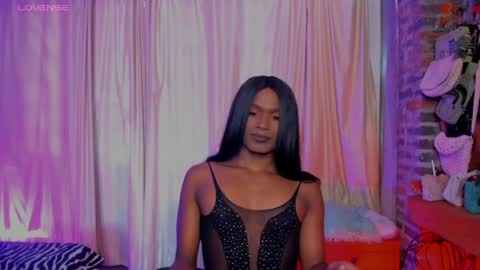 Goldie online show from April 7, 5:14 pm