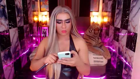 Paula online show from November 30, 2:14 am