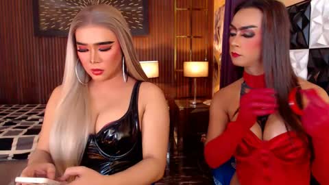 Paula online show from April 20, 7:32 am