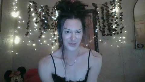 Snapshot of thesillymillie chatting on September 18, 12:16 am sillymillie0 online show from September 18, 12:16 am