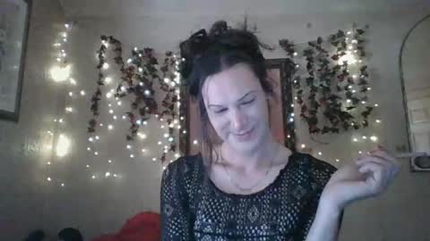 Snapshot of thesillymillie chatting on October 17, 8:12 pm sillymillie0 online show from October 17, 8:12 pm