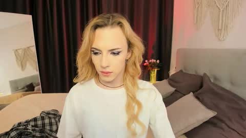 Tiffany online show from March 20, 8:21 pm