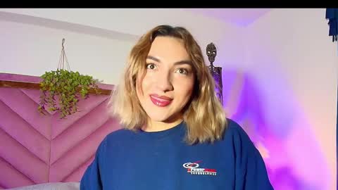 Snapshot of tomlondon_ chatting on October 8, 12:28 pm online show from October 8, 12:28 pm