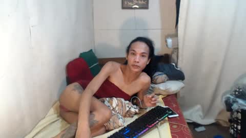 Amor  THUMBS-UP ME online show from June 15, 2:52 pm