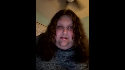 Snapshot of transchubbytight91 chatting on February 24, 2:19 am transchubbytight91 online show from February 24, 2:19 am