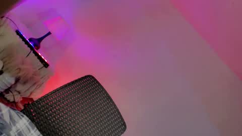 transcute69 online show from November 28, 8:26 am