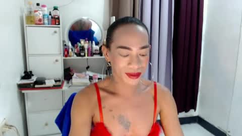 transeugene1990 online show from July 17, 5:30 pm