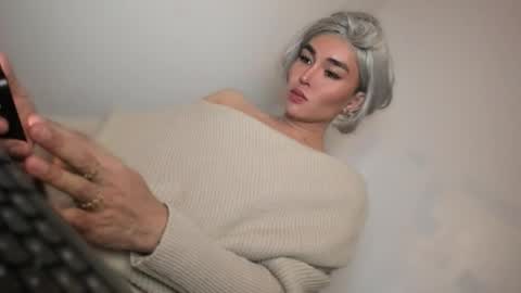 ALMIGHTY GODDESS VALENTINA online show from April 7, 7:26 pm