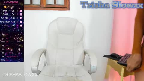 Snapshot of trishaslowxx chatting on February 2, 1:30 pm TRISHA SLOW online show from February 2, 1:30 pm