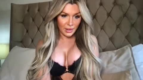 eva online show from April 30, 2:43 pm