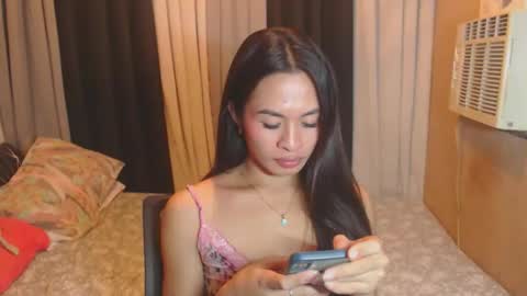 KATH DONT FORGET TO FOLLOW ME online show from November 8, 7:25 pm