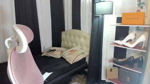 tsuncutmargauxx online show from October 28, 5:49 am