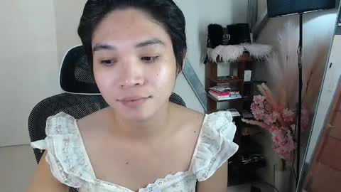 tswednesdayadamss online show from April 18, 9:44 am