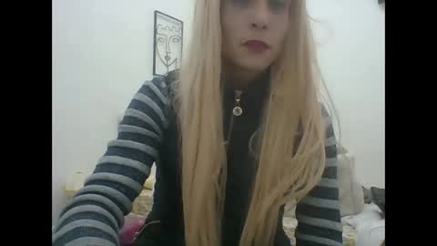 unadiosa online show from February 7, 6:25 pm