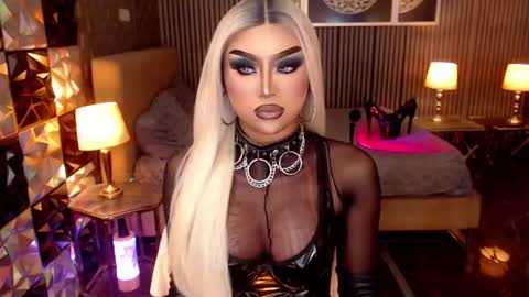 BRIANNA online show from April 19, 1:01 pm