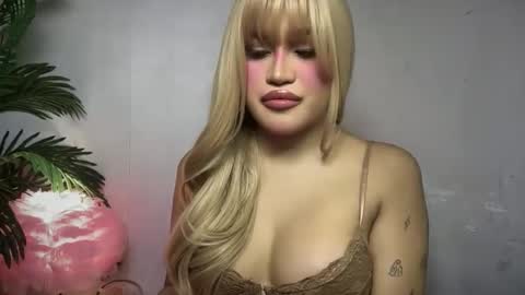 ur_bombshellpatty online show from March 30, 7:04 pm