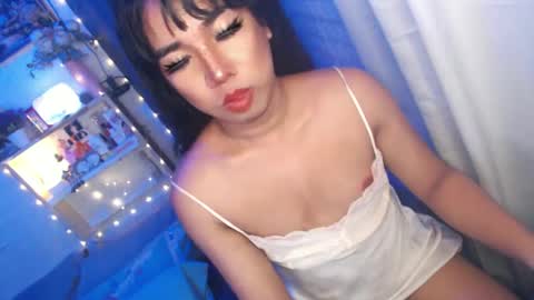 Snapshot of ur_hot_tommiexx chatting on January 25, 12:08 pm jennie online show from January 25, 12:08 pm