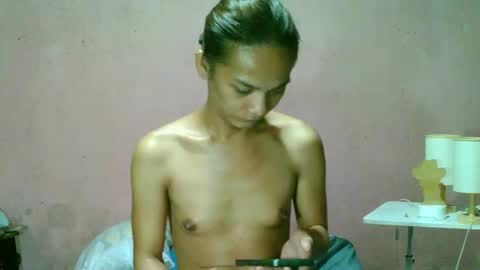 Snapshot of ur_sexybabe_ehra chatting on October 11, 9:00 am ur_sexybabe_ehra online show from October 11, 9:00 am