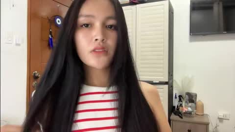 Snapshot of urkatiecookie chatting on October 18, 2:59 am Amira online show from October 18, 2:59 am