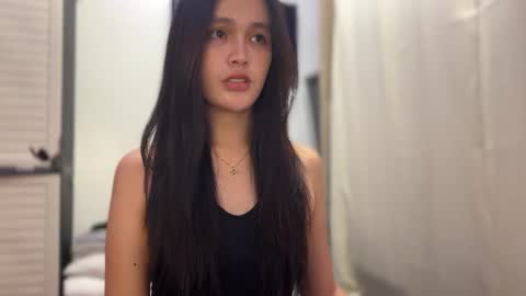 Amira online show from March 12, 7:02 am