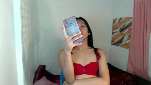 Navea online show from March 9, 12:53 pm