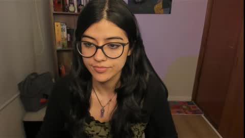 Val  online show from February 3, 2:22 am