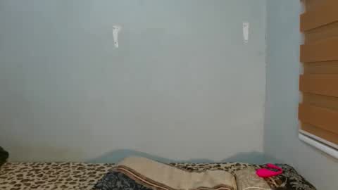 Valerie online show from April 27, 2:15 pm