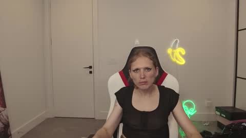 VelvetTGirl online show from February 20, 2:40 am