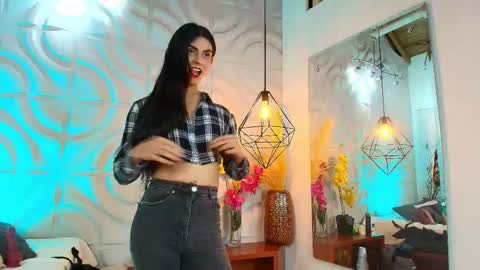 VENUS online show from November 29, 12:40 pm