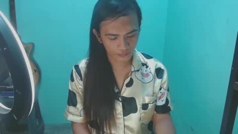 verhenia online show from January 14, 12:00 am