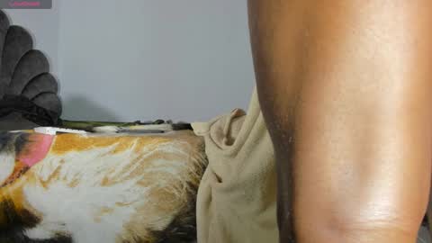 vicky manuela online show from March 22, 1:54 am