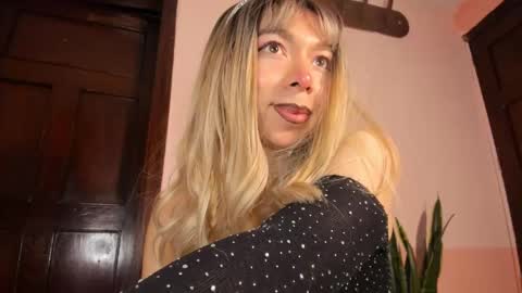 D A N I - INSTAGRAM VIKO QQ online show from September 30, 3:06 am