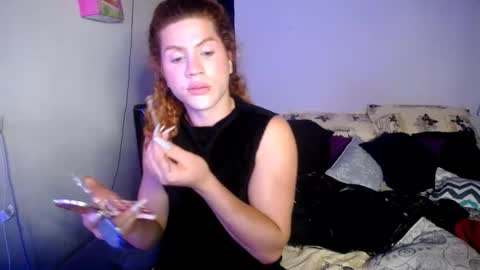 violet_hyuga online show from February 17, 3:25 am