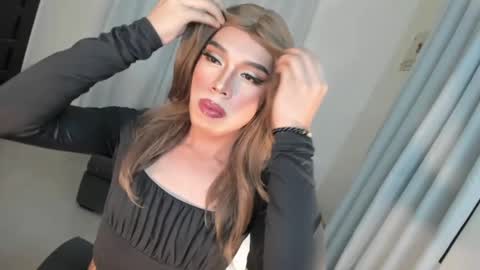 Violet online show from January 8, 9:01 pm