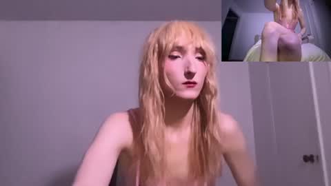 vivian layy online show from June 22, 3:25 am