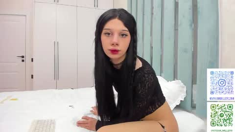 Vivian online show from April 20, 3:30 am