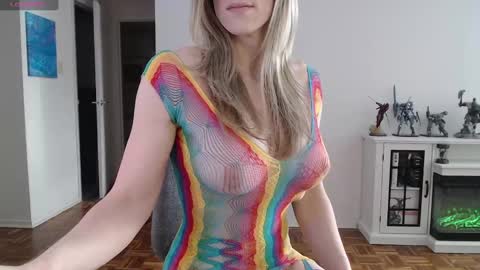 Vixen online show from February 9, 5:43 pm