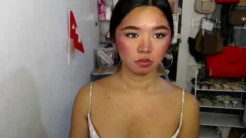 voganmarie online show from June 29, 11:10 am