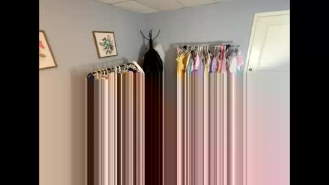 Whisper online show from February 4, 7:29 pm