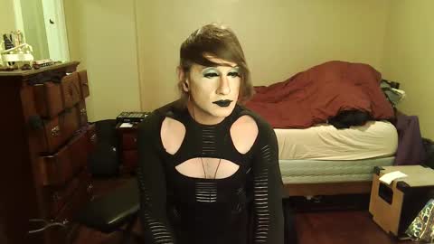 Countess of Hotdogs online show from March 10, 2:17 am