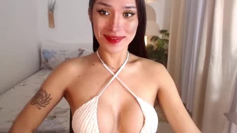 Camilla online show from January 19, 12:17 pm