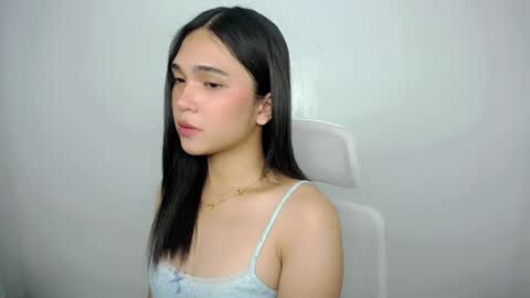 xairah_doux online show from May 17, 2:55 am