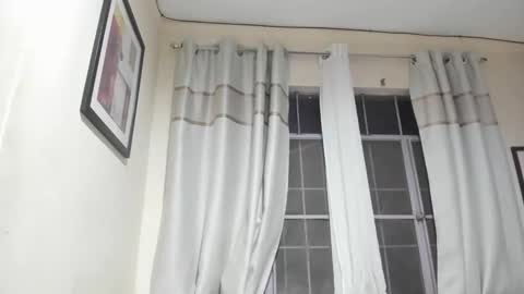 Snapshot of xdreamangel chatting on February 12, 1:27 pm xdreamangel online show from February 12, 1:27 pm