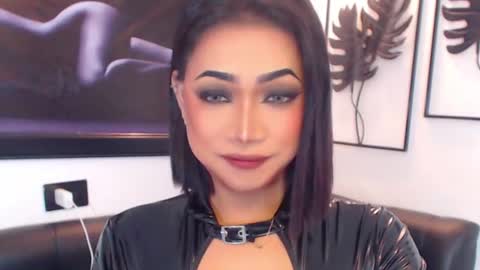 xxasian_goddessxx online show from August 4, 7:09 pm