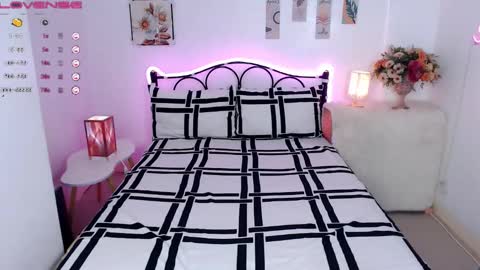 Pau Madrigal online show from February 11, 5:29 pm