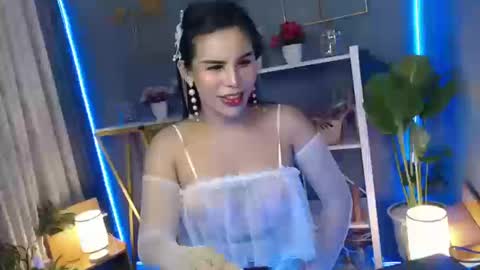 yakarena online show from October 8, 10:38 am