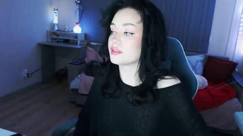 Yami online show from April 12, 8:56 pm